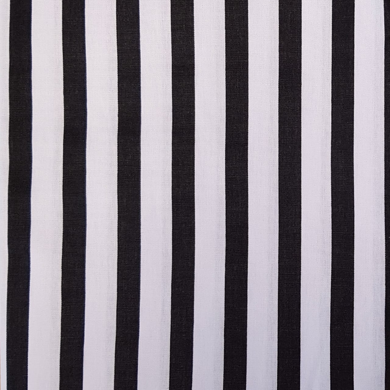 Listrado preto e branco - 30x150cm